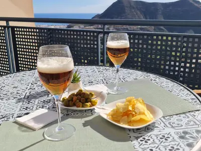Comida en o cerca de este apartamento