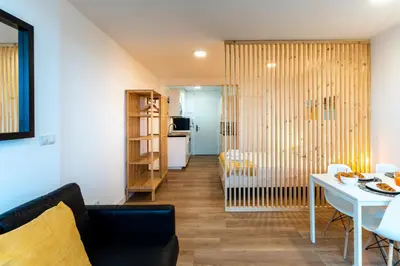 Una cocina o zona de cocina en Trendy Homes Paradise II