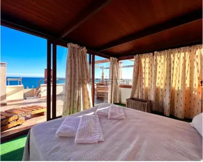 Cama o camas de una habitación en LA GEODA vivienda vacacional turística 4hab