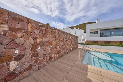 Piscina en o cerca de La Deseada