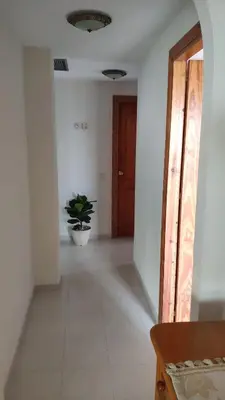 Plano de Two Bedroom Apartment on Front Line Of The Beach