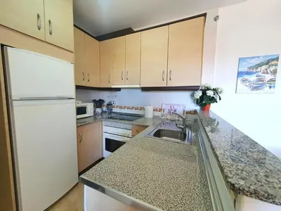 Una cocina o zona de cocina en Bonito apartamento con terraza, piscina y vistas - by Aloha Palma