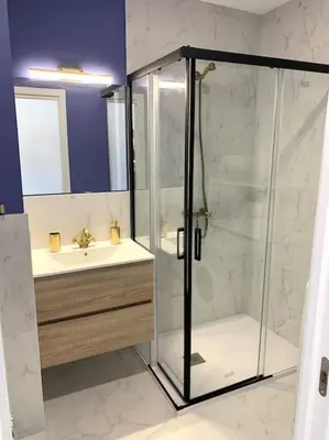 Un baño de ATICO PASEO DE ALMERÍA