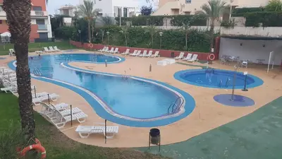 Piscina en o cerca de Apartamento Costa Rey VERARENTAL.COM a 100 metros de la playa