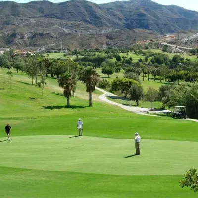 Instalaciones para jugar al golf en el apartamento o alrededores