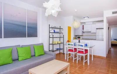 Una cocina o zona de cocina en II Precioso apartamento con piscina y garaje II