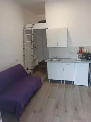 Una cocina o zona de cocina en Mini apartamento equipado