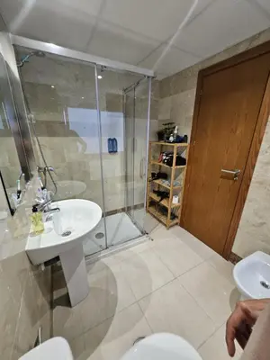 Un baño de Brisas de Vera Ático Solárium con Vistas al Mar Parking Gratis