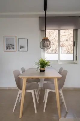 Plano de Apartamento Cervantes con terraza y vistas al mar