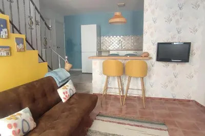 Una televisión o centro de entretenimiento en Tu casa
