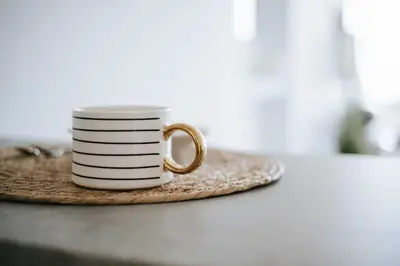 Utensilios para hacer té y café en Apartamento balcón del Mar