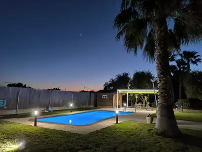 Piscina en o cerca de Chalet La Calma en Lorca
