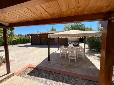 Un patio o zona al aire libre en Cabaña de la Vega