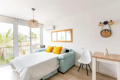 Cama o camas de una habitación en Apartamento Studio al Mar R&R
