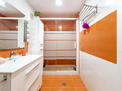 Un baño de Apartment Torre Marfil by Interhome