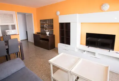 Una televisión o centro de entretenimiento en Apartamento Babor Sun & Beach