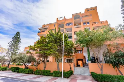 Edificio en el que se encuentra el apartamento