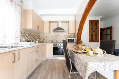 Una cocina o zona de cocina en CT 298 AL - Faro's Happy Nest