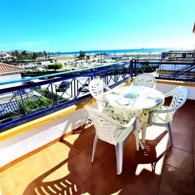 Ático con vistas al mar Veramar 5 dos dormitorios 2ª planta