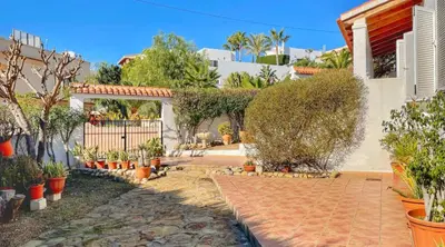 Jardín al aire libre en LA BARRACA - Ideal para familias y adultos responsables en busca de tranquilidad no se permiten fiestas
