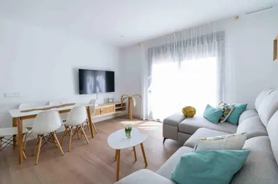 Una televisión o centro de entretenimiento en Artes Homes