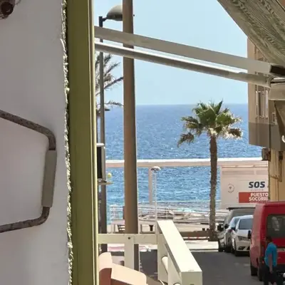 Apartamento 3 habitaciones a estrenar en Playa Zapillo Almería