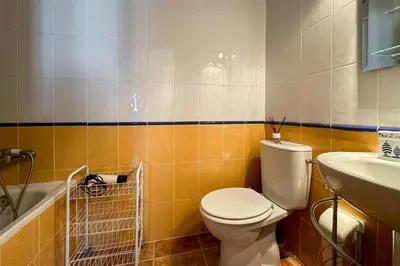 Un baño de R2304 Playa del Sur Vera Playa Almería