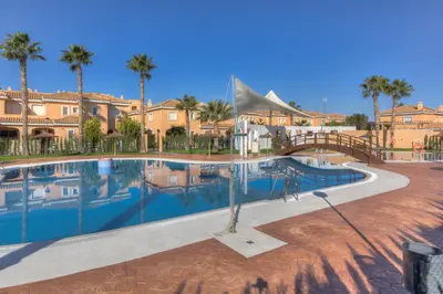 Piscina en o cerca de R2304 Playa del Sur Vera Playa Almería