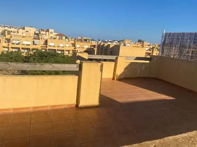 Un balcón o terraza de APARTAMENTO ATICO Vera playa Puerto Rey