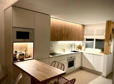 Una cocina o zona de cocina en La Orilla