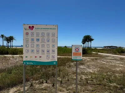 Certificado, premio, señal o documento que está expuesto en Dúplex playa Las Marinas - Vera Playa