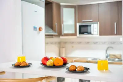 Una cocina o zona de cocina en Trendyhomes Aguadulce Beach, WIFI - aire acondidionado - piscina de temporada