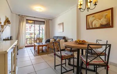 Zona de estar de 2 Bedroom Cozy Apartment In Vera