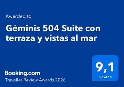 Certificado, premio, señal o documento que está expuesto en Géminis 504 Suite con terraza y vistas al mar