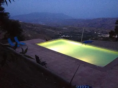 Piscina en o cerca de Casa Rural El Paraje de Berchules