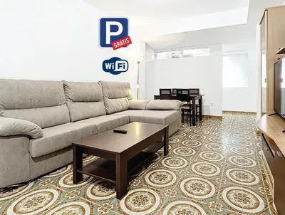 Zona de estar de Apartamento 4 dormitorios Parking incluido.