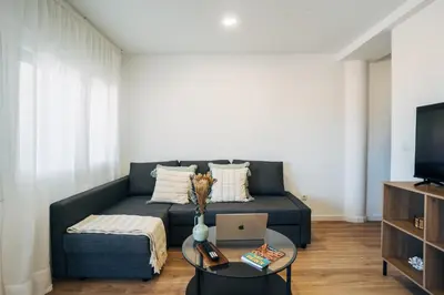 Una televisión o centro de entretenimiento en Almare Suites - Aguadulce Vistas al mar