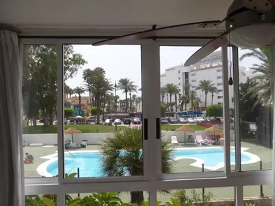 Piscina en o cerca de Lovely studio at 150 meters from the beach