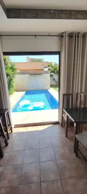 Plano de Apartamento de invitados con piscina