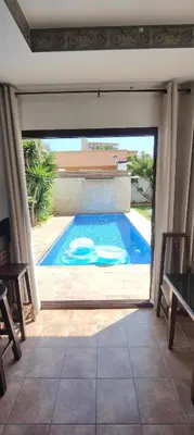 Plano de Apartamento de invitados con piscina