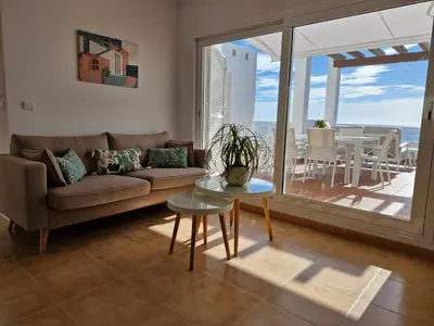 Zona de estar de Ático Mojacar Playa 1ª Linea - Piscina abierta todo el año, Wifi, Garaje, Golf cerca