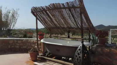 Vista general de una montaña o vista desde la casa o chalet