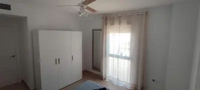 Plano de Apartamento dos habitaciones con piscina y gran terraza
