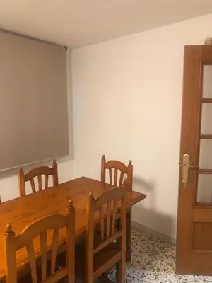 Plano de 5 Apartamentos Cómodos en el Corazón de Baza