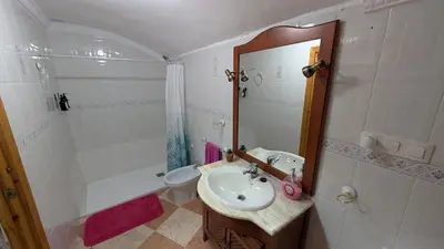 Un baño de Cueva Rincón Bustamante