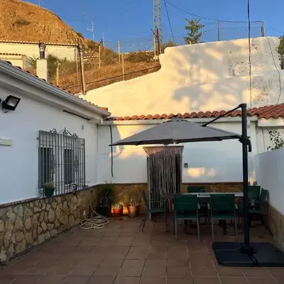Casa Cueva la estación