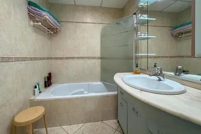 Un baño de R2308 La Medina Vera Playa Almería