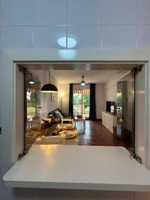 Zona de estar de Indalia Natura, apartamento nudista en Vera playa