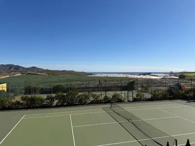 Instalaciones para jugar a tenis o squash en Casa Birdie, Golf & Piscina Retreat at Desert Springs Golf Resort near Vera Playa o alrededores