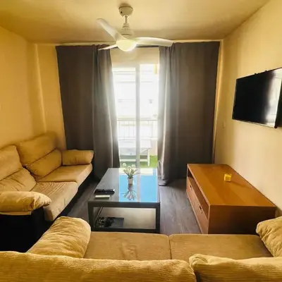 HABITACIONES A COMPARTIR EN APARTAMENTO RECIÉN REFORMADO EN PLAYa LA COLONIA